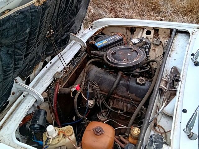 Белый ВАЗ 2106, объемом двигателя 1.3 л и пробегом 0 тыс. км за 1100 $, фото 6 на Automoto.ua