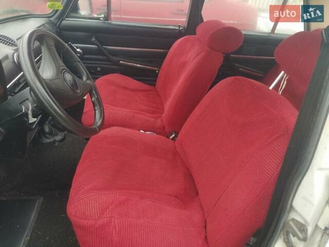 Белый ВАЗ 2106, объемом двигателя 1.29 л и пробегом 150 тыс. км за 1150 $, фото 3 на Automoto.ua