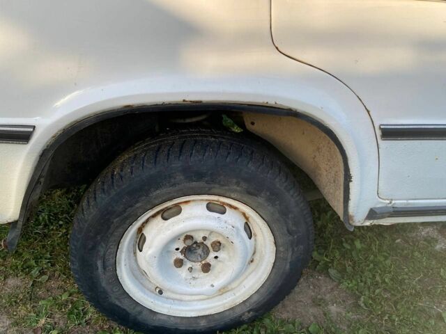 Белый ВАЗ 2106, объемом двигателя 1.3 л и пробегом 240 тыс. км за 750 $, фото 10 на Automoto.ua