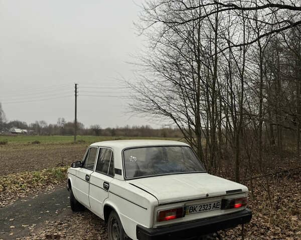 Белый ВАЗ 2106, объемом двигателя 1.3 л и пробегом 150 тыс. км за 550 $, фото 3 на Automoto.ua
