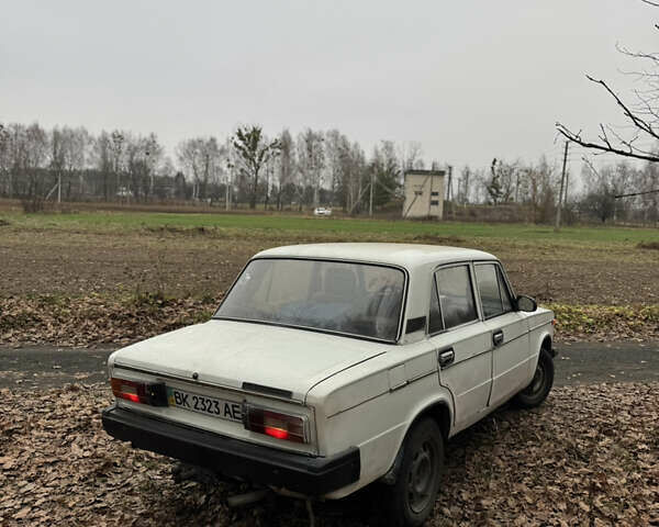 Белый ВАЗ 2106, объемом двигателя 1.3 л и пробегом 150 тыс. км за 550 $, фото 5 на Automoto.ua