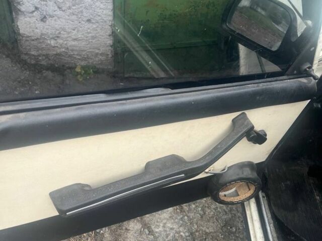 Белый ВАЗ 2106, объемом двигателя 1.3 л и пробегом 98 тыс. км за 332 $, фото 6 на Automoto.ua