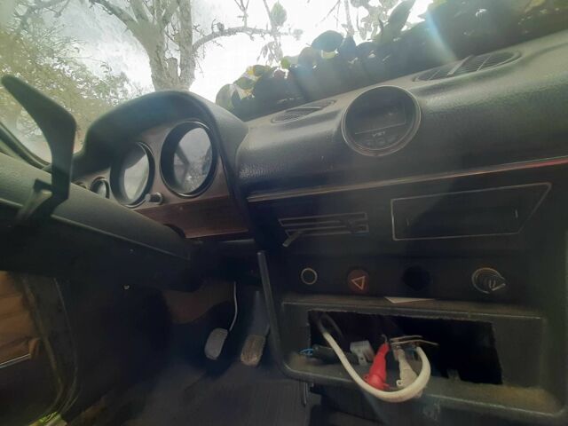 Белый ВАЗ 2106, объемом двигателя 1.6 л и пробегом 999 тыс. км за 350 $, фото 1 на Automoto.ua