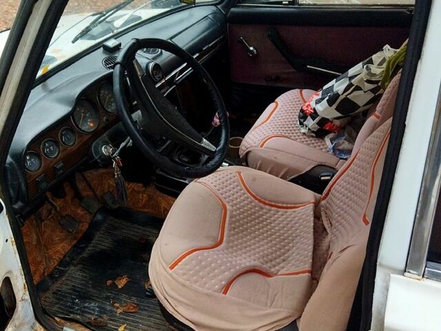 Белый ВАЗ 2106, объемом двигателя 1.3 л и пробегом 22 тыс. км за 350 $, фото 10 на Automoto.ua