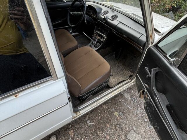 Білий ВАЗ 2106, об'ємом двигуна 1.3 л та пробігом 180 тис. км за 650 $, фото 10 на Automoto.ua