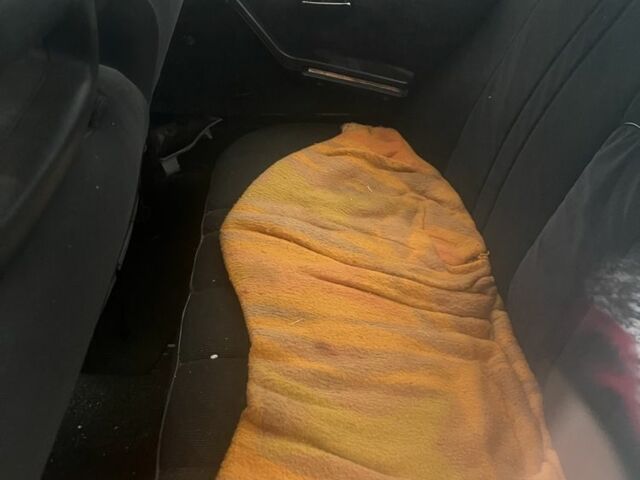 Белый ВАЗ 2106, объемом двигателя 0 л и пробегом 100 тыс. км за 309 $, фото 5 на Automoto.ua