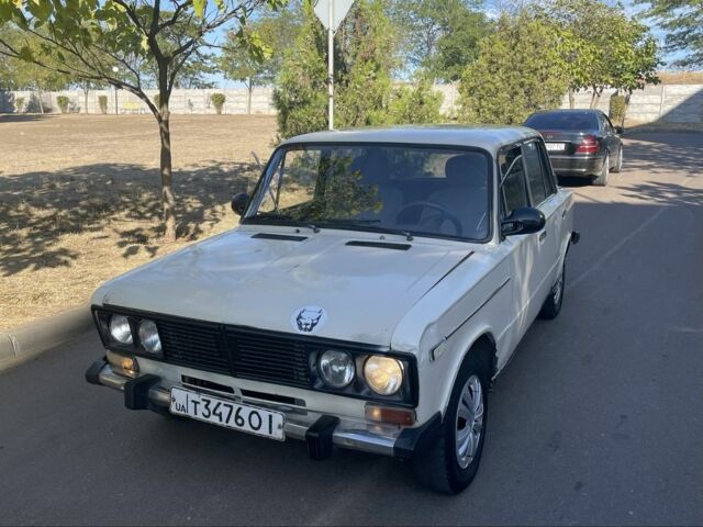 Белый ВАЗ 2106, объемом двигателя 0 л и пробегом 300 тыс. км за 580 $, фото 5 на Automoto.ua
