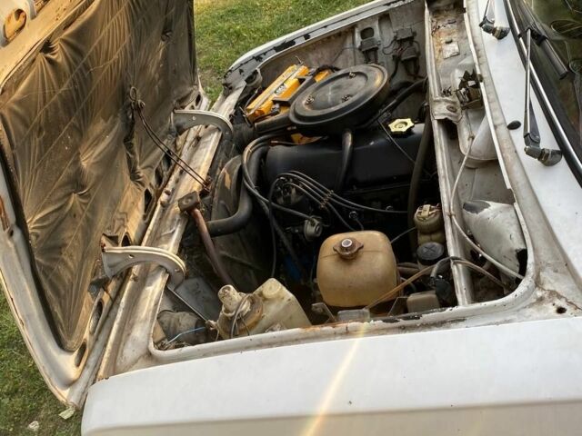 Белый ВАЗ 2106, объемом двигателя 1.3 л и пробегом 240 тыс. км за 750 $, фото 7 на Automoto.ua