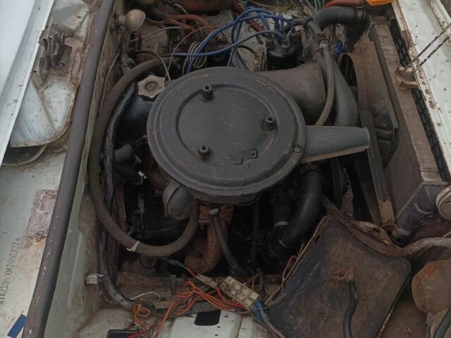 Белый ВАЗ 2106, объемом двигателя 0 л и пробегом 52 тыс. км за 603 $, фото 7 на Automoto.ua