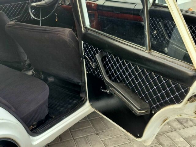 Білий ВАЗ 2106, об'ємом двигуна 1.5 л та пробігом 141 тис. км за 1150 $, фото 7 на Automoto.ua