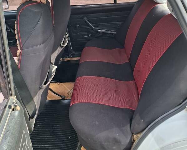 Белый ВАЗ 2106, объемом двигателя 1.45 л и пробегом 55 тыс. км за 700 $, фото 14 на Automoto.ua