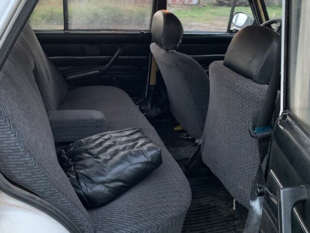 Белый ВАЗ 2106, объемом двигателя 1.3 л и пробегом 95 тыс. км за 986 $, фото 4 на Automoto.ua