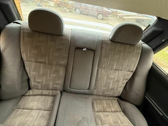 Белый ВАЗ 2106, объемом двигателя 0 л и пробегом 170 тыс. км за 650 $, фото 5 на Automoto.ua