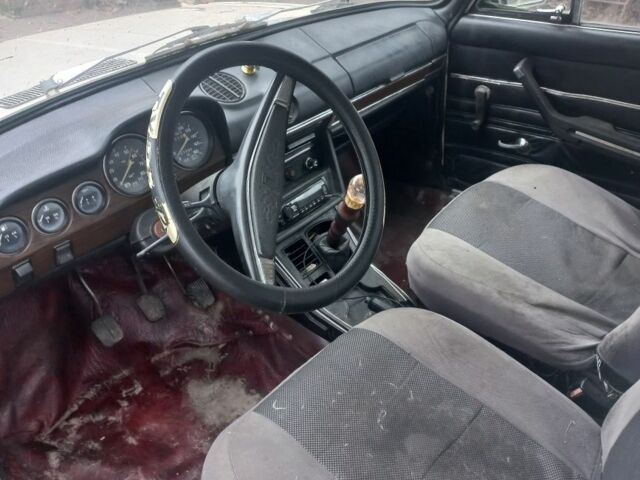 Белый ВАЗ 2106, объемом двигателя 0 л и пробегом 1 тыс. км за 300 $, фото 4 на Automoto.ua