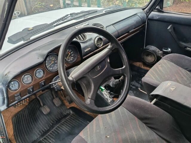 ВАЗ 2106 1990 в Краматорске на Automoto.ua Белый ВАЗ 2106, объемом двигателя 1.5 л и пробегом 81 тыс. км за 620 $, фото 6 на Automoto.ua