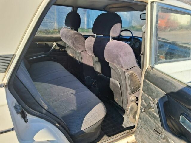 Белый ВАЗ 2106, объемом двигателя 0 л и пробегом 90 тыс. км за 800 $, фото 7 на Automoto.ua