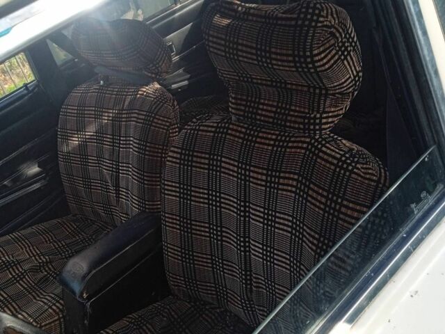 Белый ВАЗ 2106, объемом двигателя 1 л и пробегом 84 тыс. км за 350 $, фото 5 на Automoto.ua