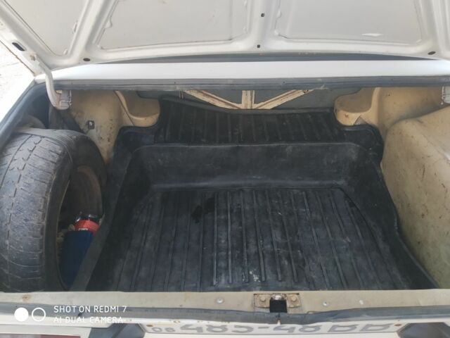 Белый ВАЗ 2106, объемом двигателя 0 л и пробегом 999 тыс. км за 600 $, фото 6 на Automoto.ua