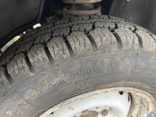 Белый ВАЗ 2106, объемом двигателя 1.6 л и пробегом 3 тыс. км за 667 $, фото 6 на Automoto.ua