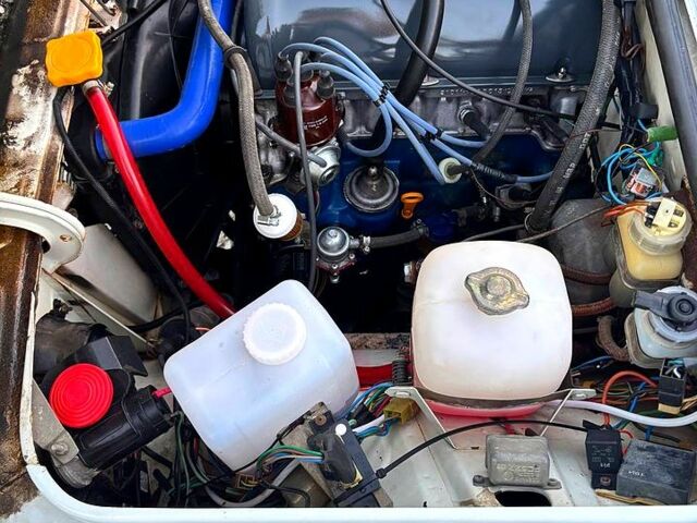 Белый ВАЗ 2106, объемом двигателя 1.3 л и пробегом 0 тыс. км за 2600 $, фото 11 на Automoto.ua