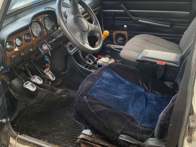 Білий ВАЗ 2106, об'ємом двигуна 1.3 л та пробігом 50 тис. км за 358 $, фото 5 на Automoto.ua