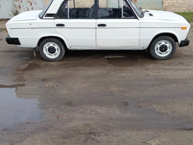 Белый ВАЗ 2106, объемом двигателя 0 л и пробегом 266 тыс. км за 982 $, фото 6 на Automoto.ua
