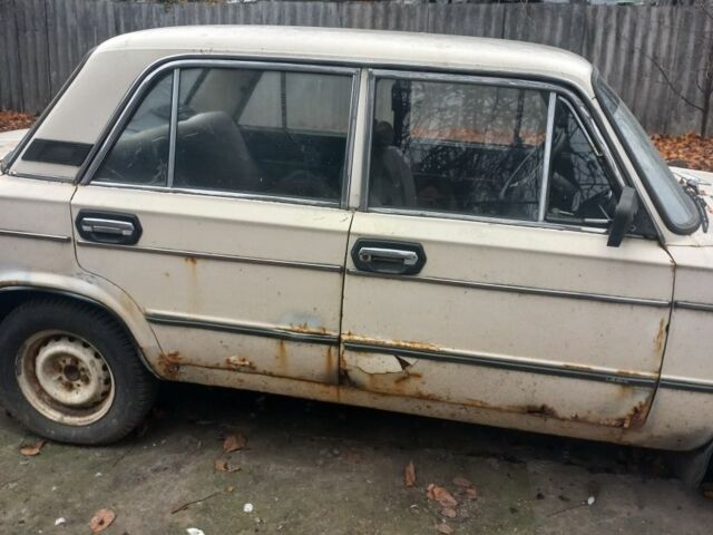 Белый ВАЗ 2106, объемом двигателя 0 л и пробегом 1 тыс. км за 300 $, фото 1 на Automoto.ua