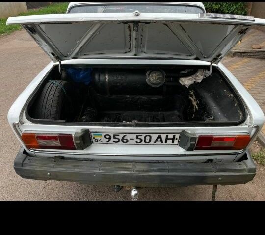 Белый ВАЗ 2106, объемом двигателя 0 л и пробегом 59 тыс. км за 836 $, фото 10 на Automoto.ua