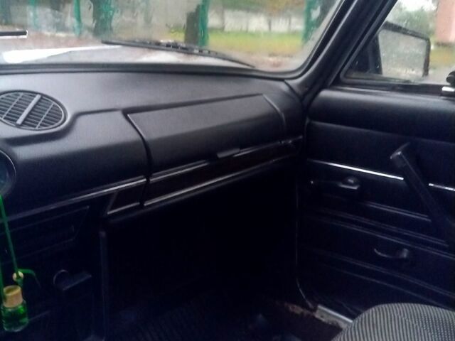 Белый ВАЗ 2106, объемом двигателя 1.3 л и пробегом 950 тыс. км за 1300 $, фото 5 на Automoto.ua