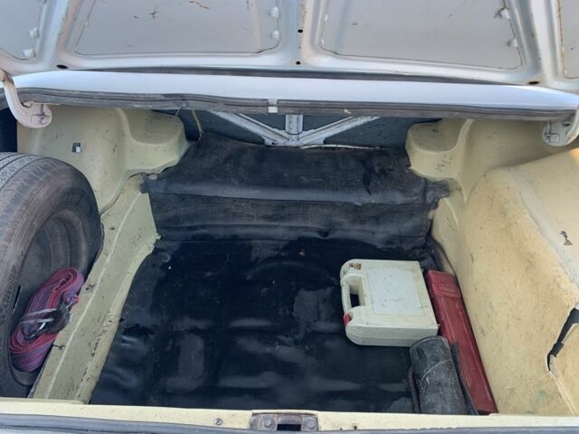 Білий ВАЗ 2106, об'ємом двигуна 1.6 л та пробігом 198 тис. км за 594 $, фото 14 на Automoto.ua