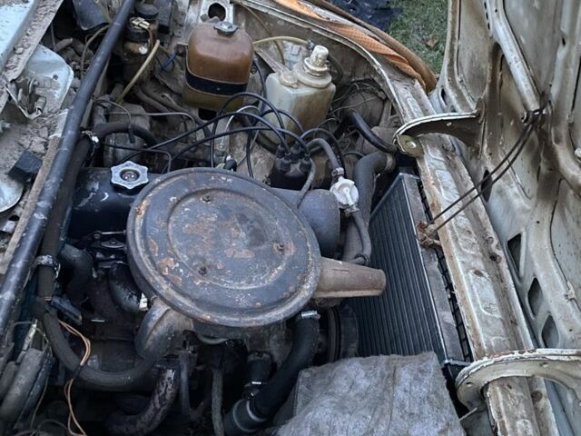 Белый ВАЗ 2106, объемом двигателя 1.3 л и пробегом 10 тыс. км за 390 $, фото 6 на Automoto.ua