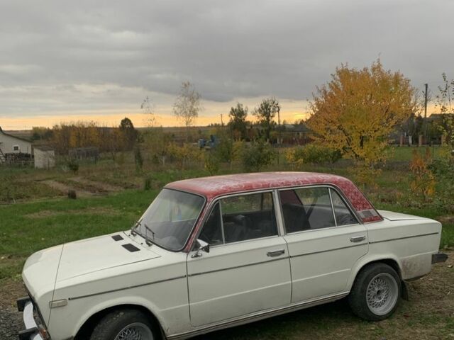 Белый ВАЗ 2106, объемом двигателя 1.5 л и пробегом 500 тыс. км за 999 $, фото 3 на Automoto.ua