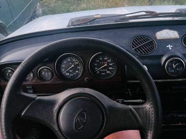 Білий ВАЗ 2106, об'ємом двигуна 0 л та пробігом 60 тис. км за 404 $, фото 2 на Automoto.ua