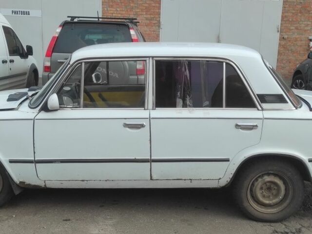 Білий ВАЗ 2106, об'ємом двигуна 0 л та пробігом 100 тис. км за 600 $, фото 3 на Automoto.ua