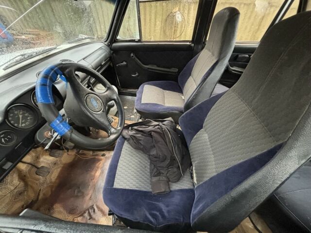 Белый ВАЗ 2106, объемом двигателя 1.5 л и пробегом 300 тыс. км за 300 $, фото 3 на Automoto.ua