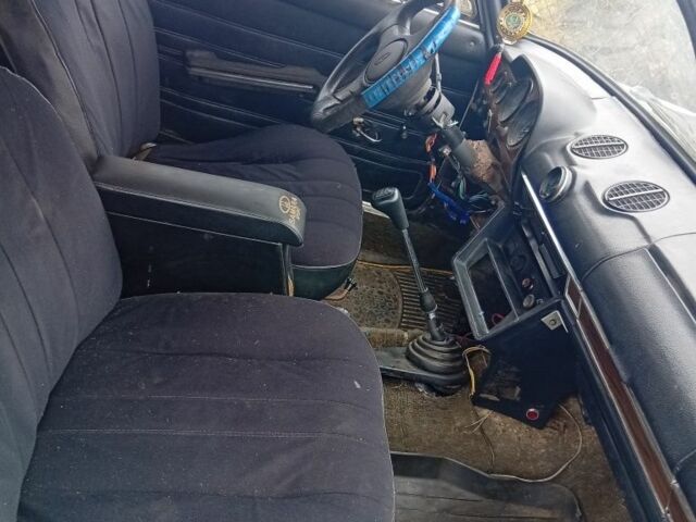 Белый ВАЗ 2106, объемом двигателя 0 л и пробегом 200 тыс. км за 477 $, фото 4 на Automoto.ua