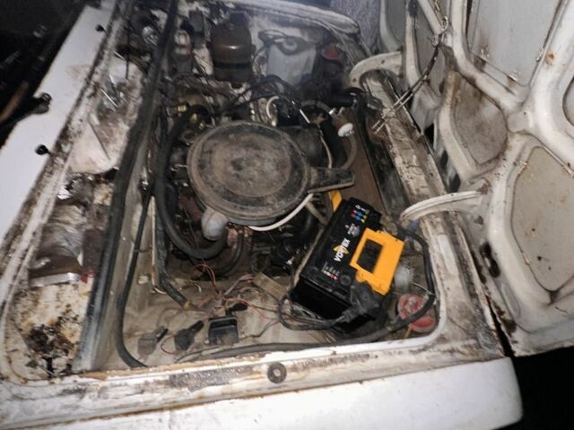 Білий ВАЗ 2106, об'ємом двигуна 1.6 л та пробігом 252 тис. км за 237 $, фото 5 на Automoto.ua