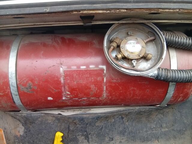 Белый ВАЗ 2106, объемом двигателя 0 л и пробегом 200 тыс. км за 477 $, фото 7 на Automoto.ua