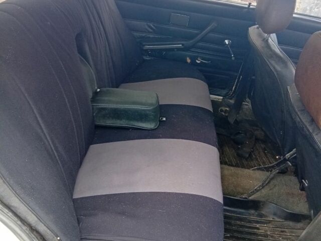 Белый ВАЗ 2106, объемом двигателя 0 л и пробегом 200 тыс. км за 477 $, фото 5 на Automoto.ua