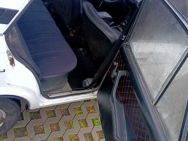 ВАЗ 2106 1991 в Хмельницком на Automoto.ua Белый ВАЗ 2106, объемом двигателя 1.3 л и пробегом 183 тыс. км за 850 $, фото 8 на Automoto.ua