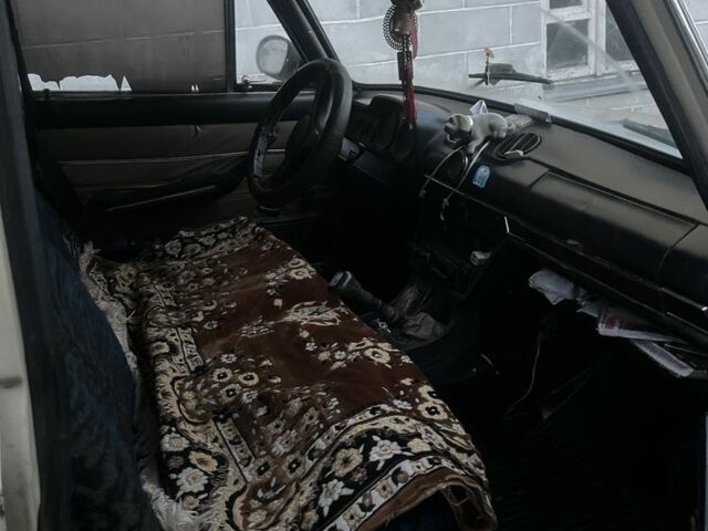 Білий ВАЗ 2106, об'ємом двигуна 1.3 л та пробігом 100 тис. км за 500 $, фото 6 на Automoto.ua