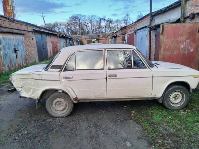 Белый ВАЗ 2106, объемом двигателя 0 л и пробегом 200 тыс. км за 600 $, фото 3 на Automoto.ua