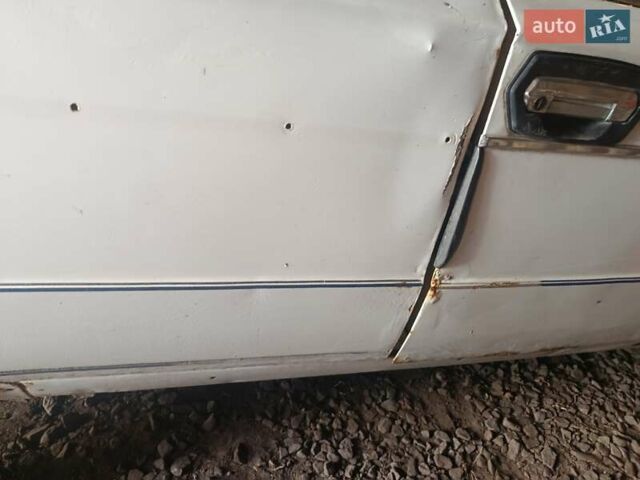 Белый ВАЗ 2106, объемом двигателя 1.3 л и пробегом 80 тыс. км за 604 $, фото 5 на Automoto.ua