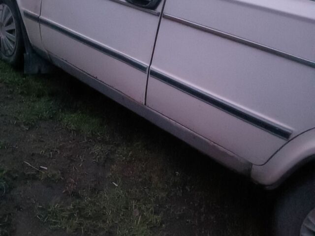 Білий ВАЗ 2106, об'ємом двигуна 0 л та пробігом 332 тис. км за 890 $, фото 2 на Automoto.ua