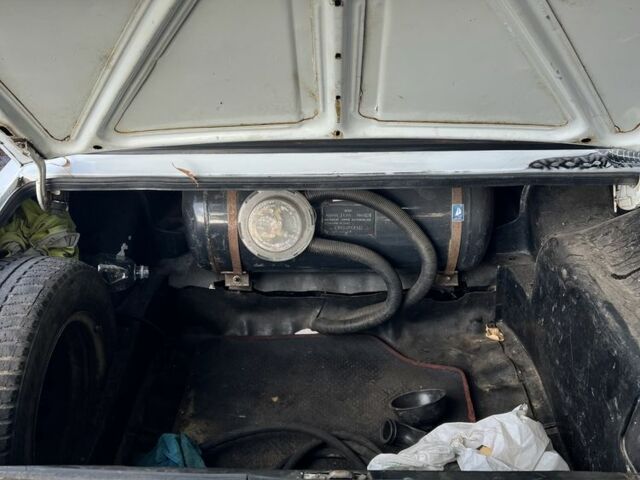 Белый ВАЗ 2106, объемом двигателя 1.5 л и пробегом 100 тыс. км за 500 $, фото 5 на Automoto.ua