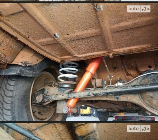 Белый ВАЗ 2106, объемом двигателя 0 л и пробегом 82 тыс. км за 2550 $, фото 23 на Automoto.ua