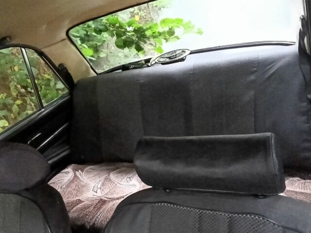 Белый ВАЗ 2106, объемом двигателя 1.5 л и пробегом 400 тыс. км за 600 $, фото 5 на Automoto.ua