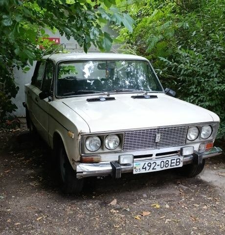 Белый ВАЗ 2106, объемом двигателя 1.5 л и пробегом 400 тыс. км за 600 $, фото 1 на Automoto.ua