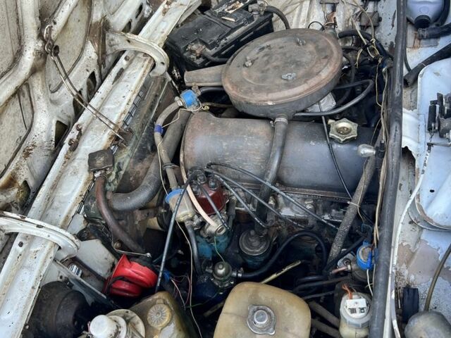 Белый ВАЗ 2106, объемом двигателя 1.5 л и пробегом 100 тыс. км за 500 $, фото 1 на Automoto.ua