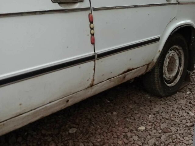 Белый ВАЗ 2106, объемом двигателя 1.3 л и пробегом 1000 тыс. км за 518 $, фото 13 на Automoto.ua